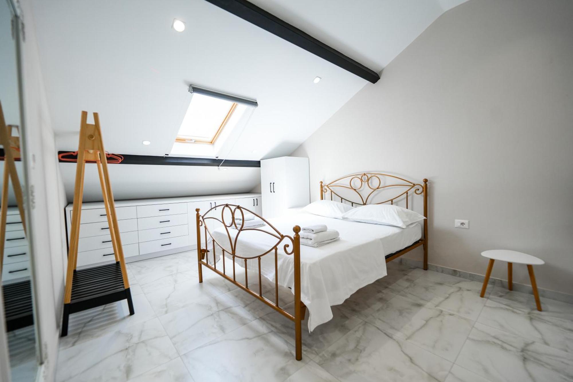 City Center Hideout - Studio Apartment Τίρανα Εξωτερικό φωτογραφία