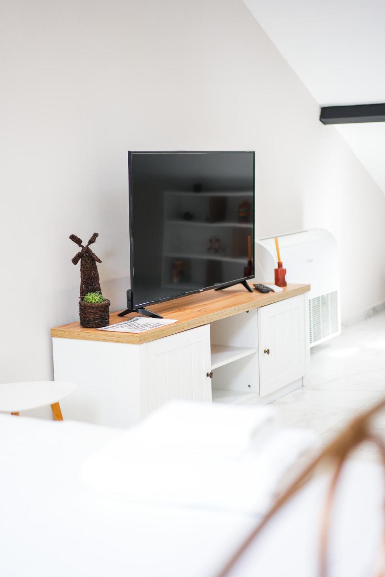 City Center Hideout - Studio Apartment Τίρανα Εξωτερικό φωτογραφία
