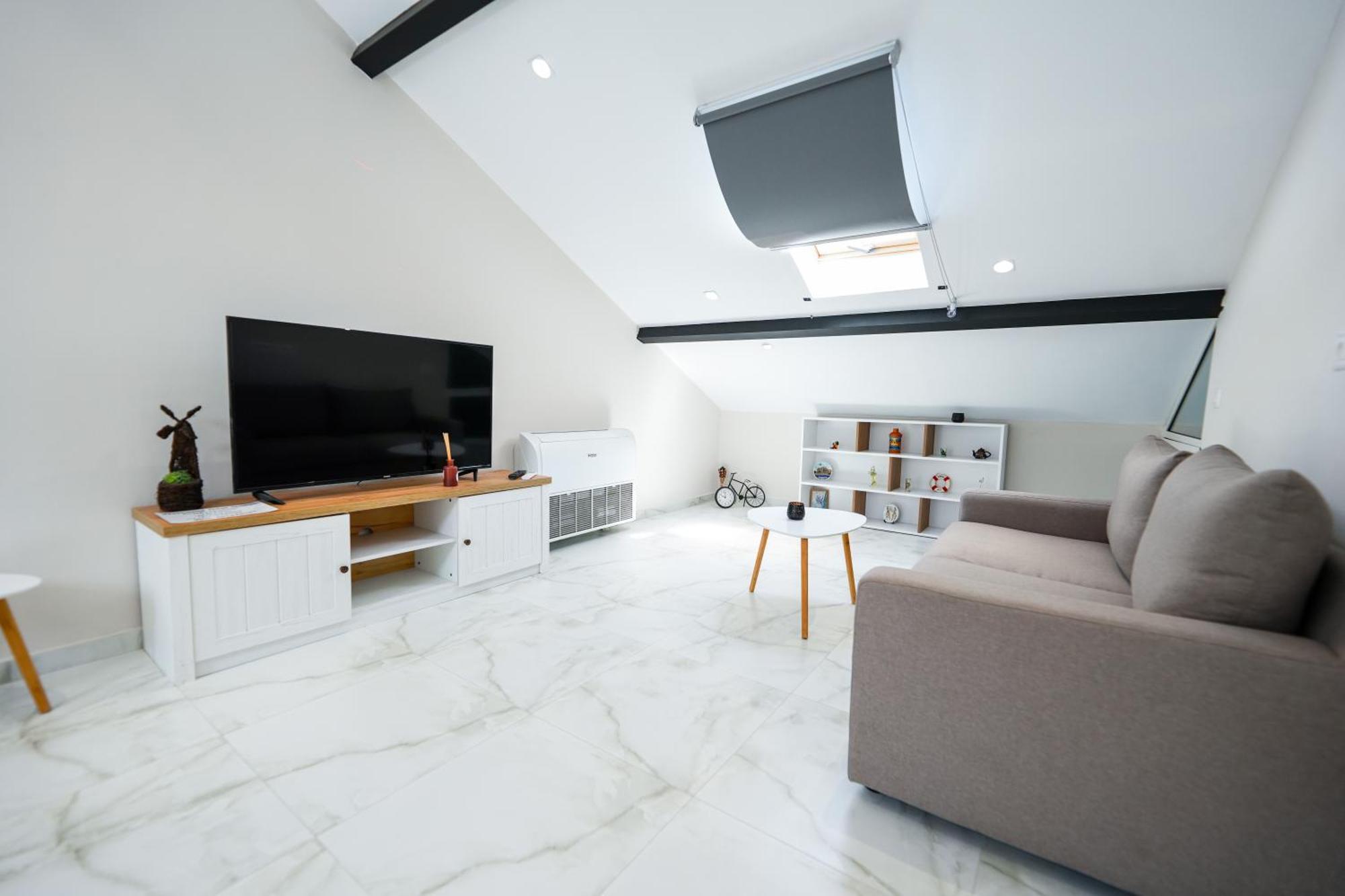 City Center Hideout - Studio Apartment Τίρανα Εξωτερικό φωτογραφία