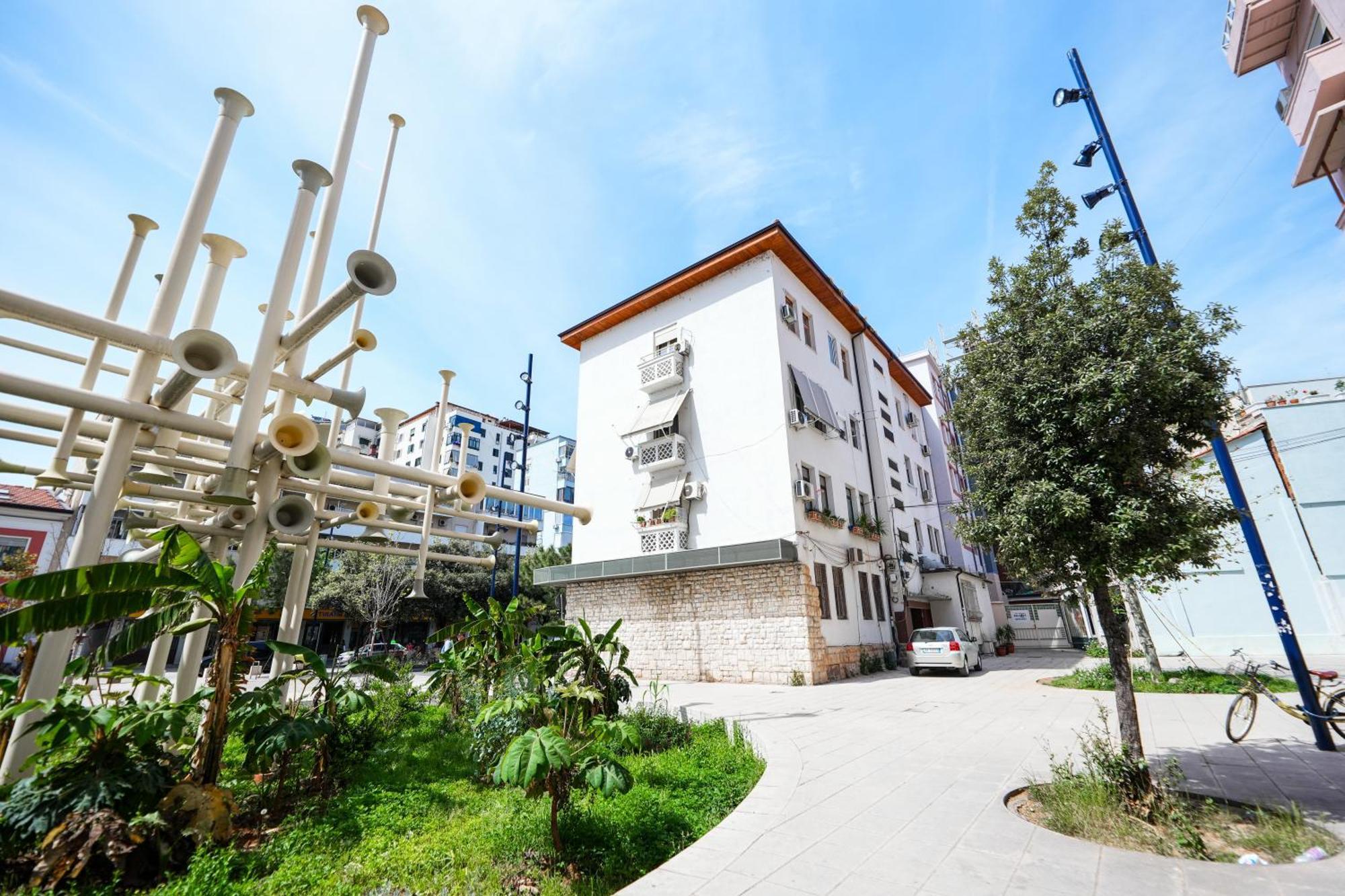City Center Hideout - Studio Apartment Τίρανα Εξωτερικό φωτογραφία